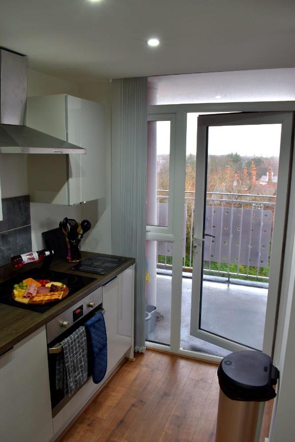 Olu Apartments Belem Tower Sefton Park Liverpool Luaran gambar